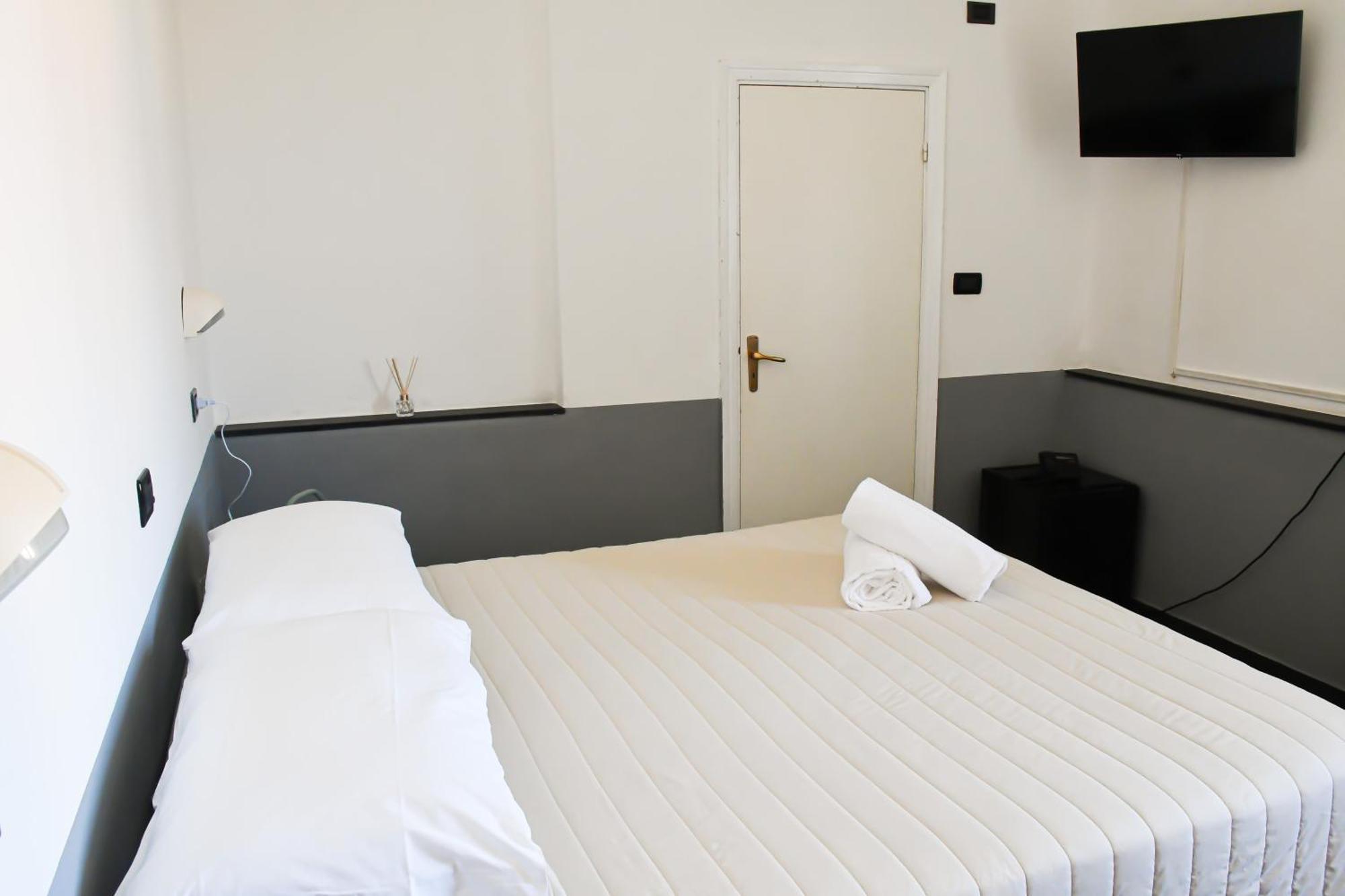 Hotel Le Palme Varazze Bagian luar foto