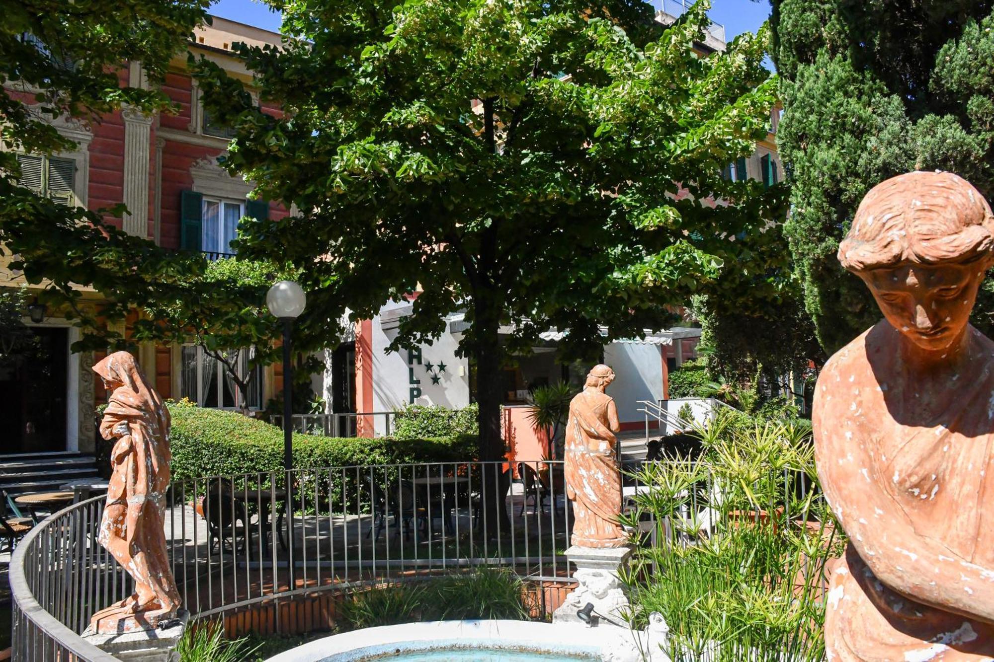 Hotel Le Palme Varazze Bagian luar foto